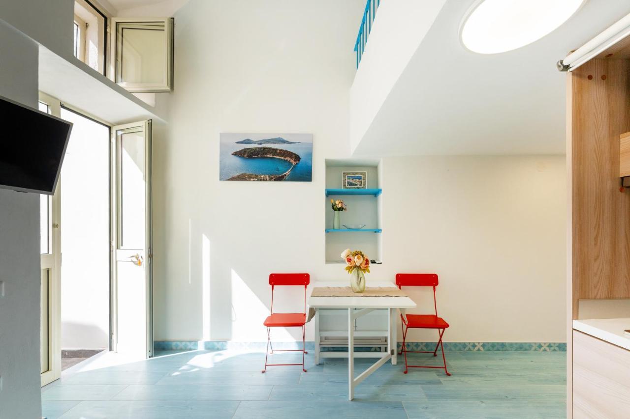 La Dependance - Gioia Apartments Procida Buitenkant foto