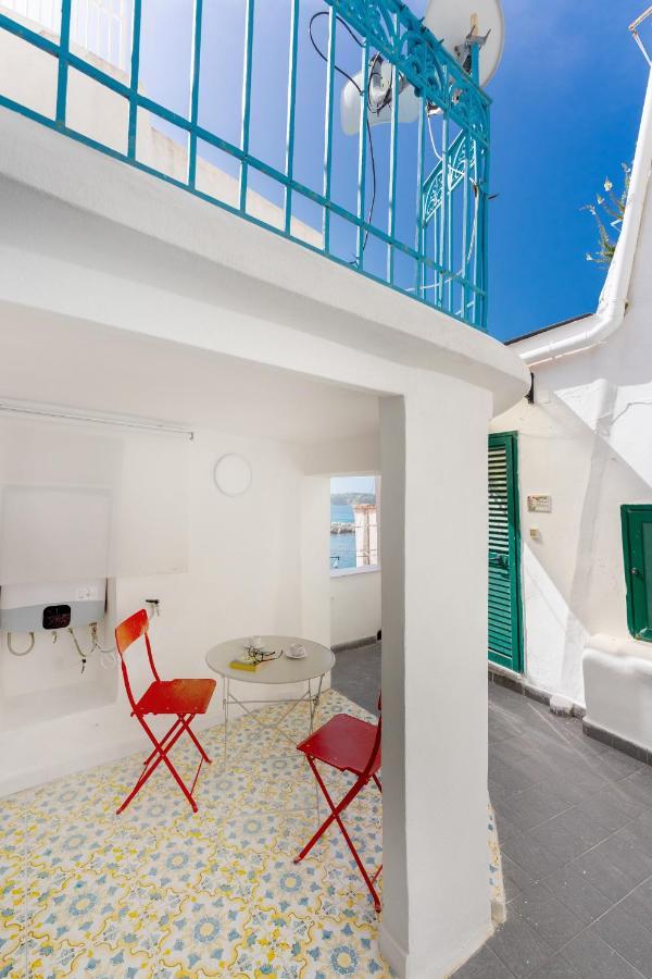 La Dependance - Gioia Apartments Procida Buitenkant foto